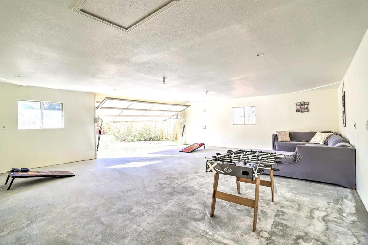 Villa Pet Friendly Starburst House à Yucca Valley Extérieur photo